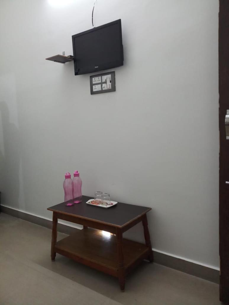蒂鲁帕蒂 Sri Kousthubham Residency酒店 外观 照片