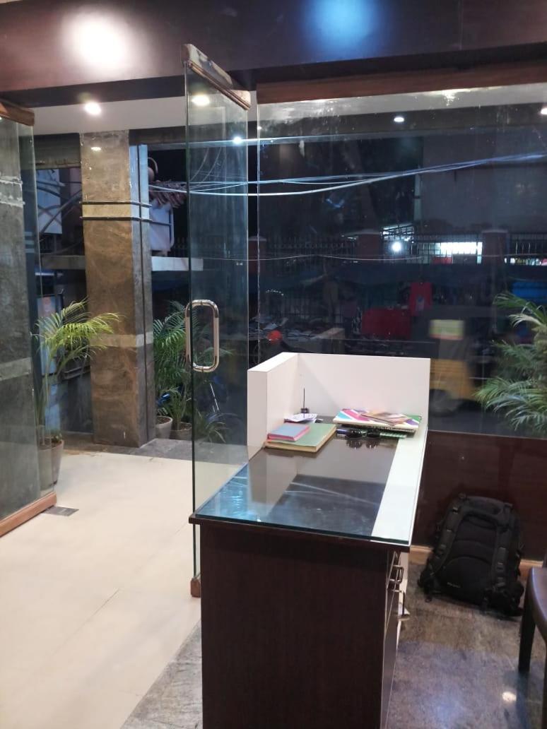 蒂鲁帕蒂 Sri Kousthubham Residency酒店 外观 照片